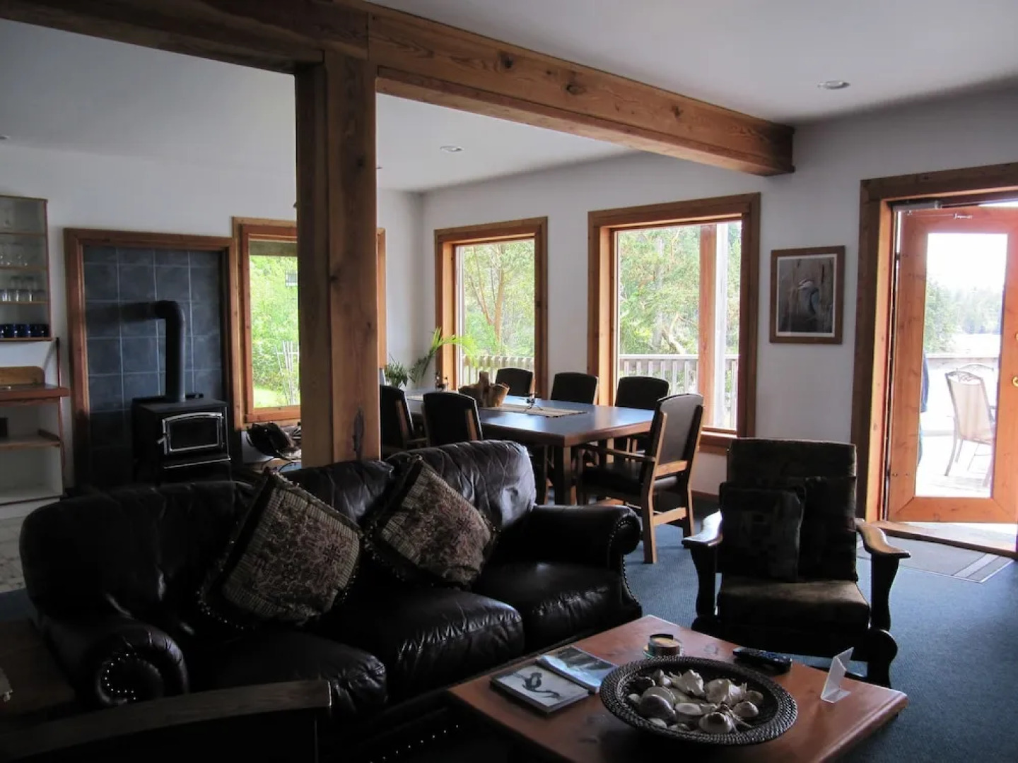 Arbutus Cove Guesthouse