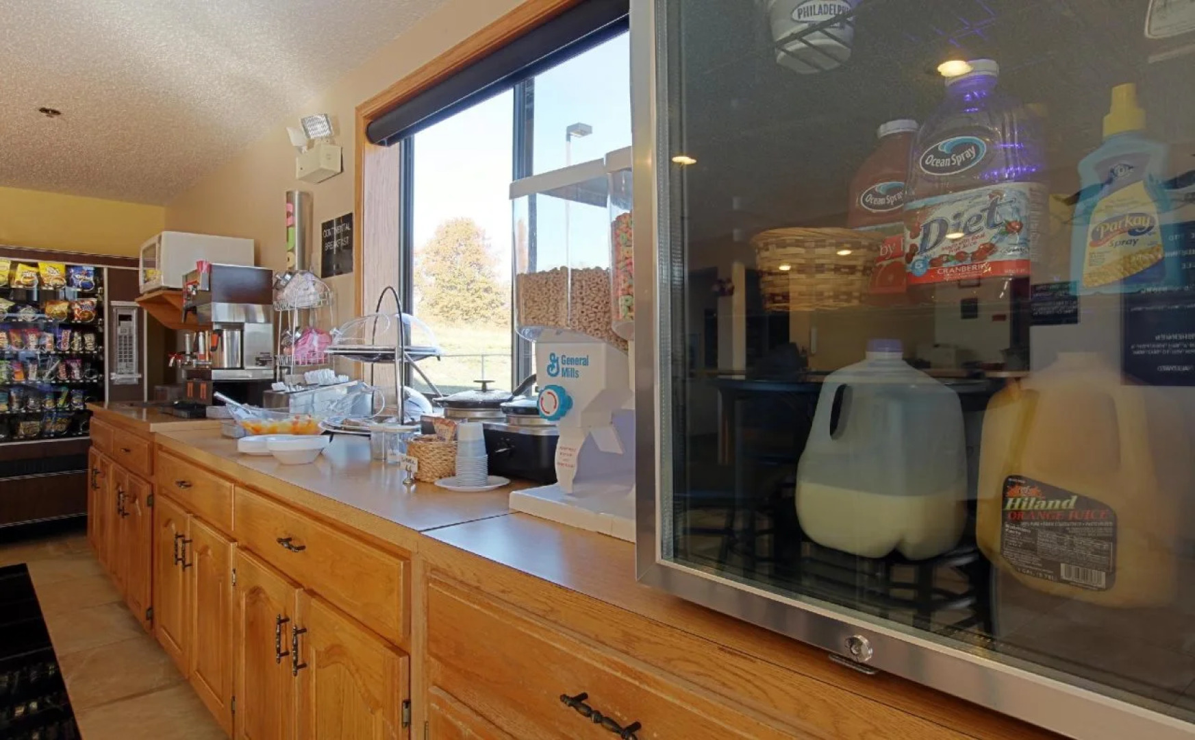 Americas Best Value Inn and Suites Cassville/Roaring River