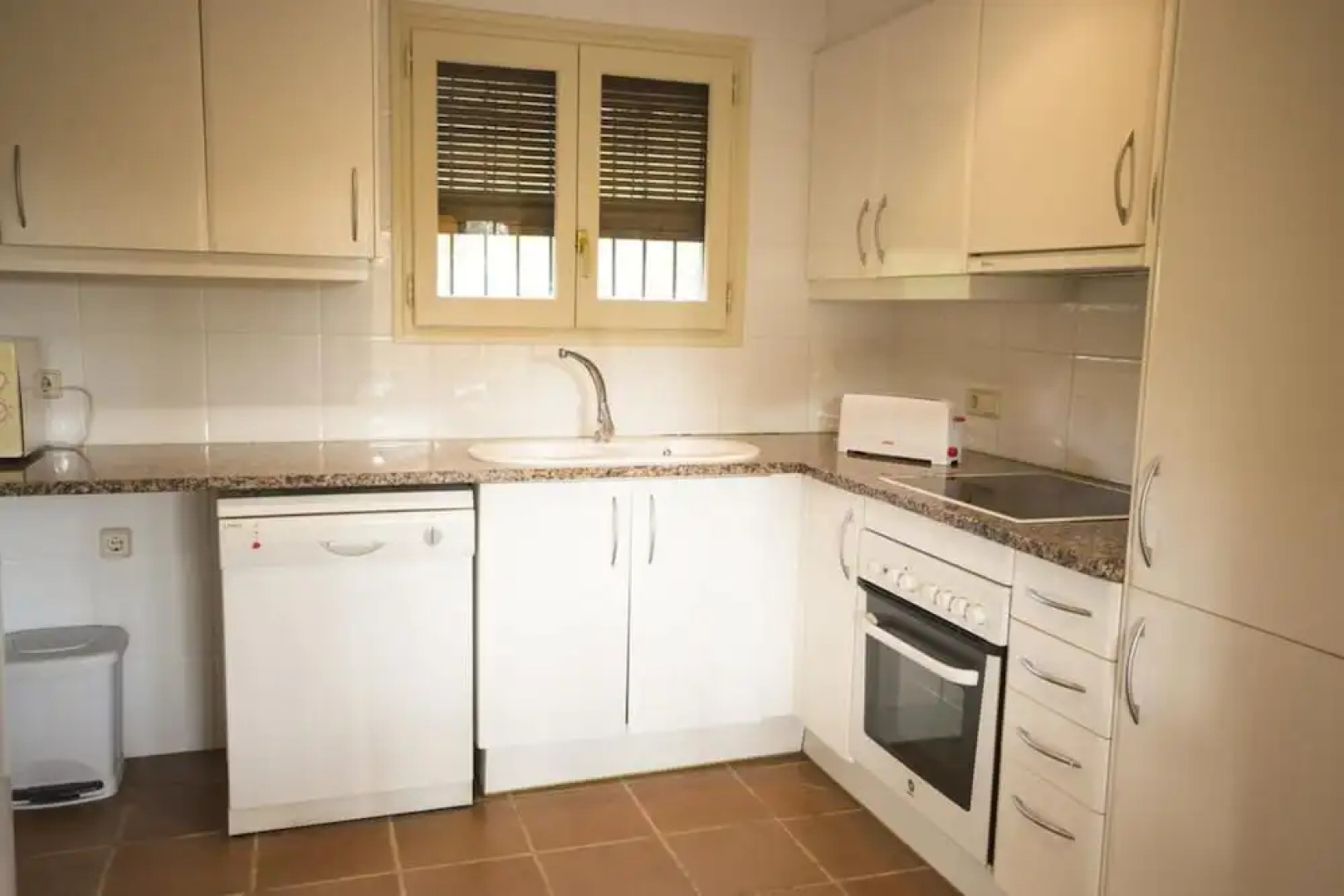 106164 - House in Llafranc