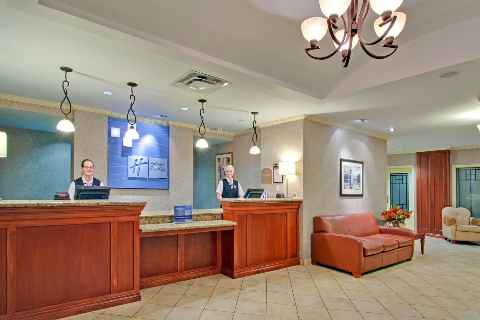 Holiday Inn Express & Suites Medicine Hat Transcanada Hwy 1 by IHG