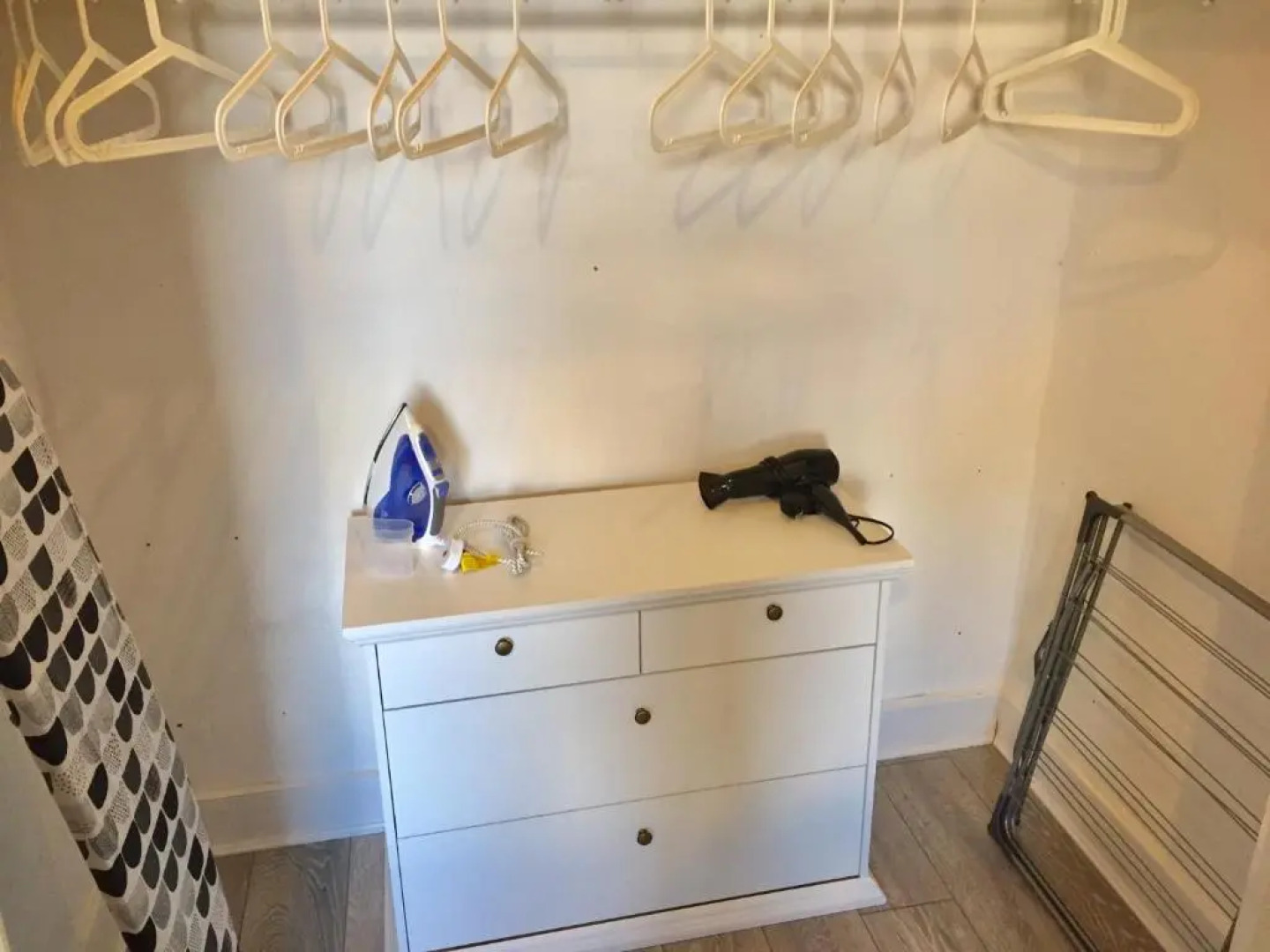 River Clyde Views - Private & Spacious Apartment