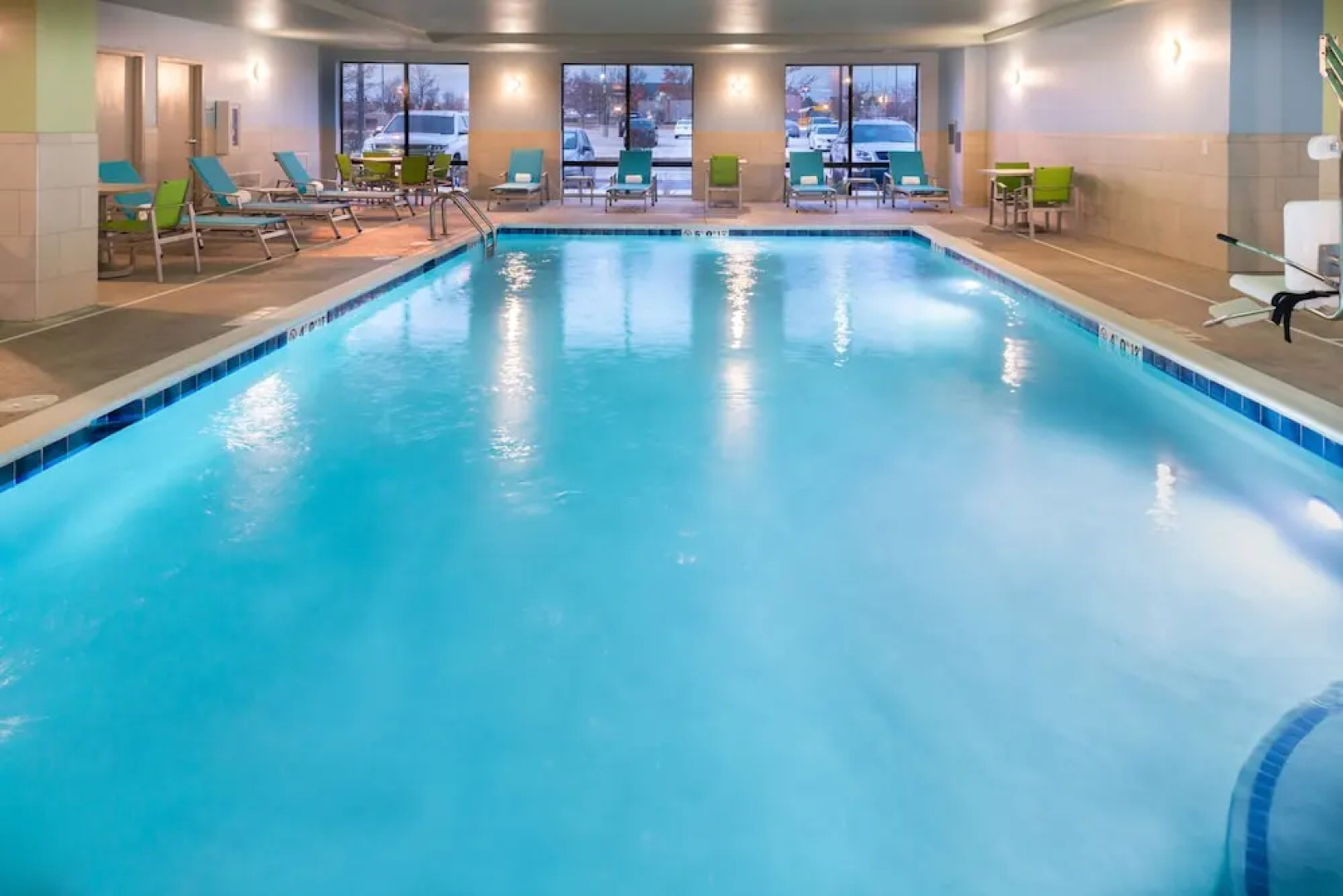 Holiday Inn Express & Suites Romeoville - Joliet North, an IHG Hotel