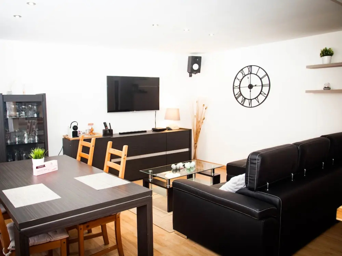 Appart'hotel Verzy / 60m2 and Private Terrace