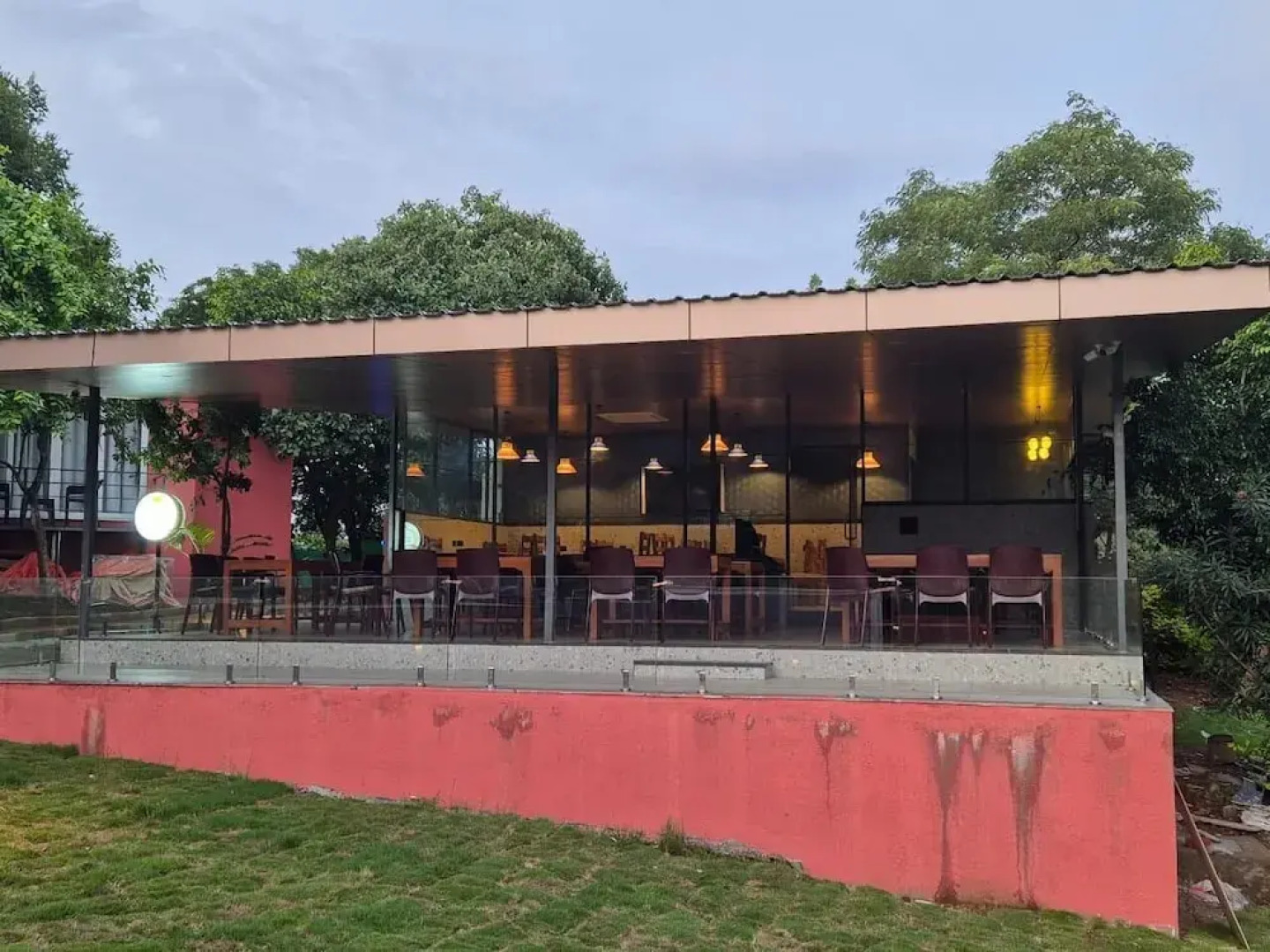 Citrus Prime Hill Queen Resort