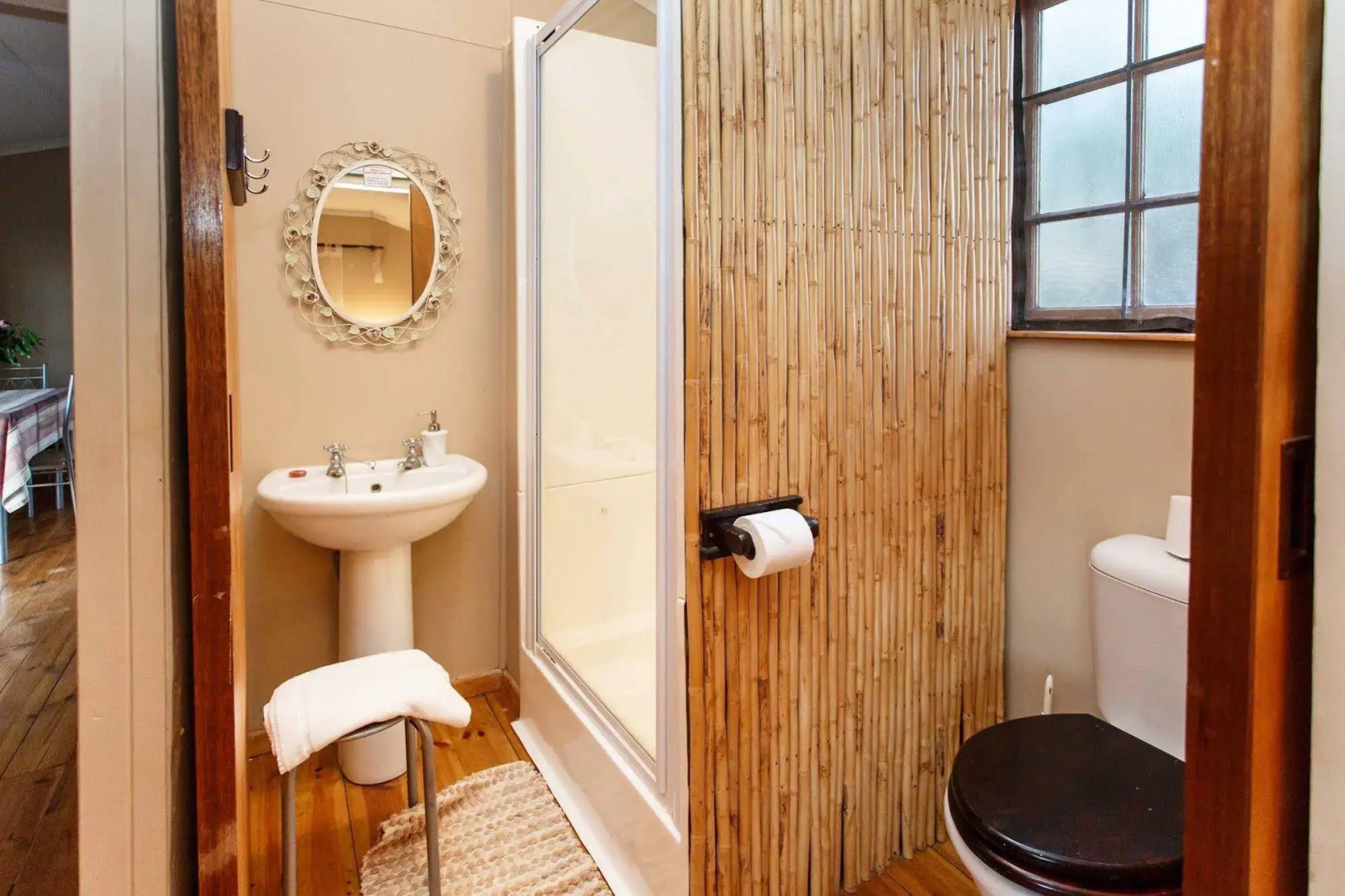 Chandelier Game Lodge