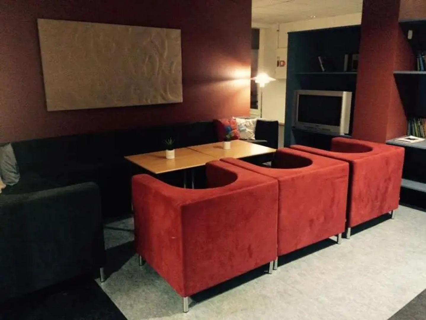 Enter St. Elisabeth Hotel