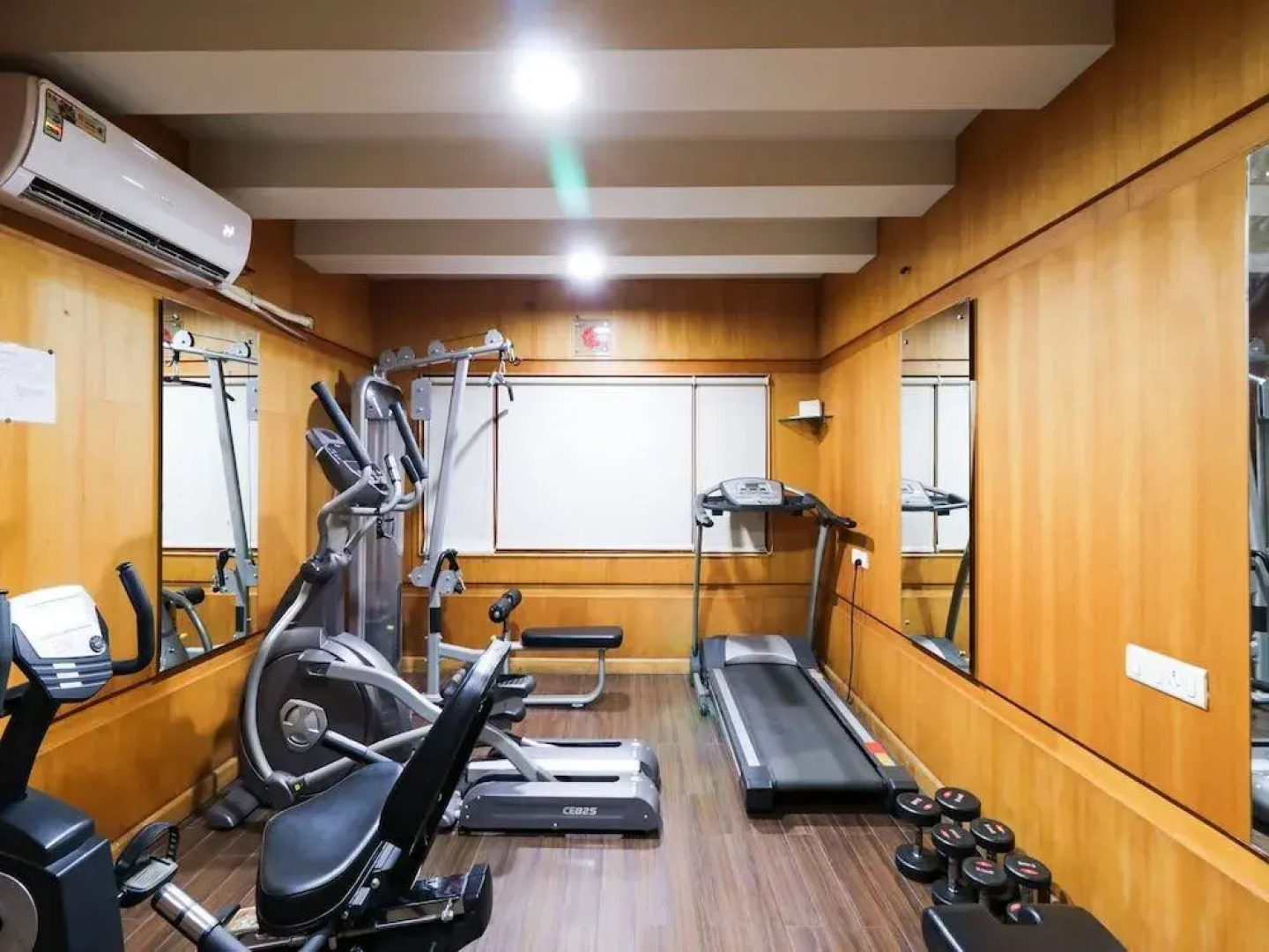 Hotel Vijetha Inn by OYO Rooms