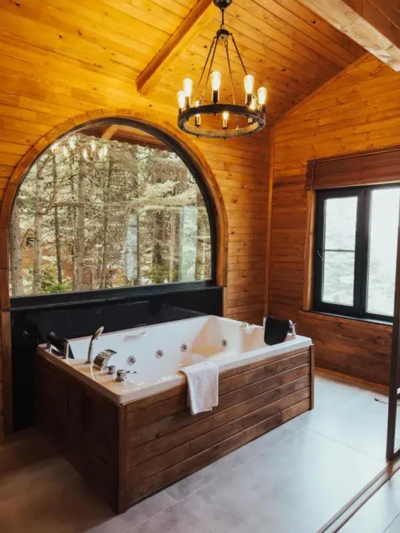 Baskonus Yaylasi Orman Evleri