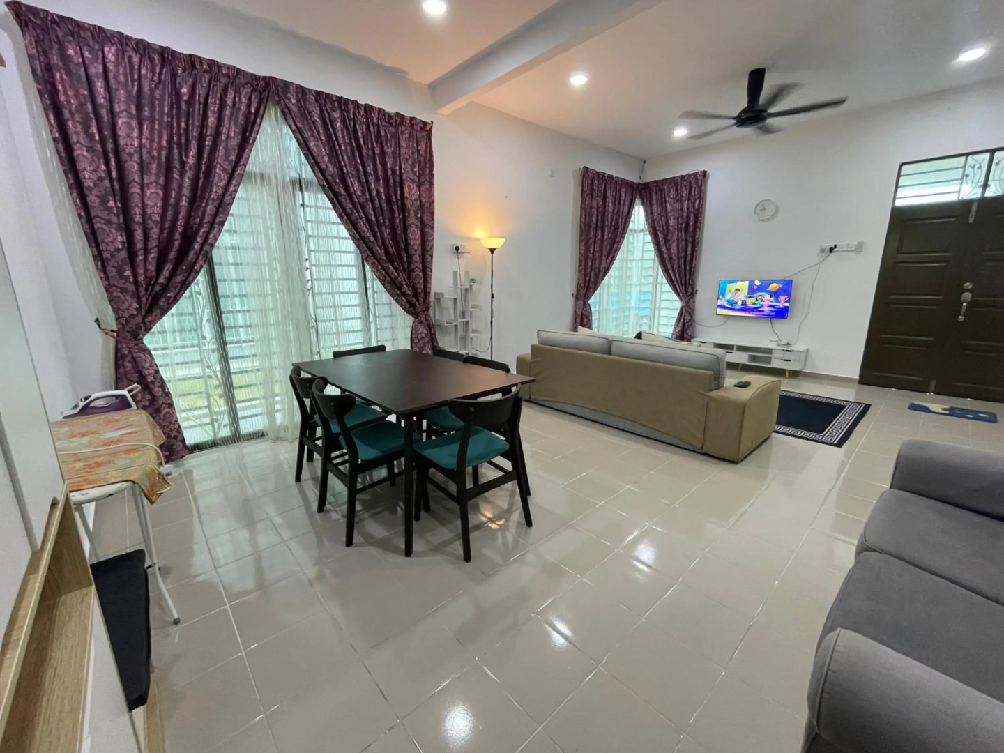 Arwaa Homestay Beachview