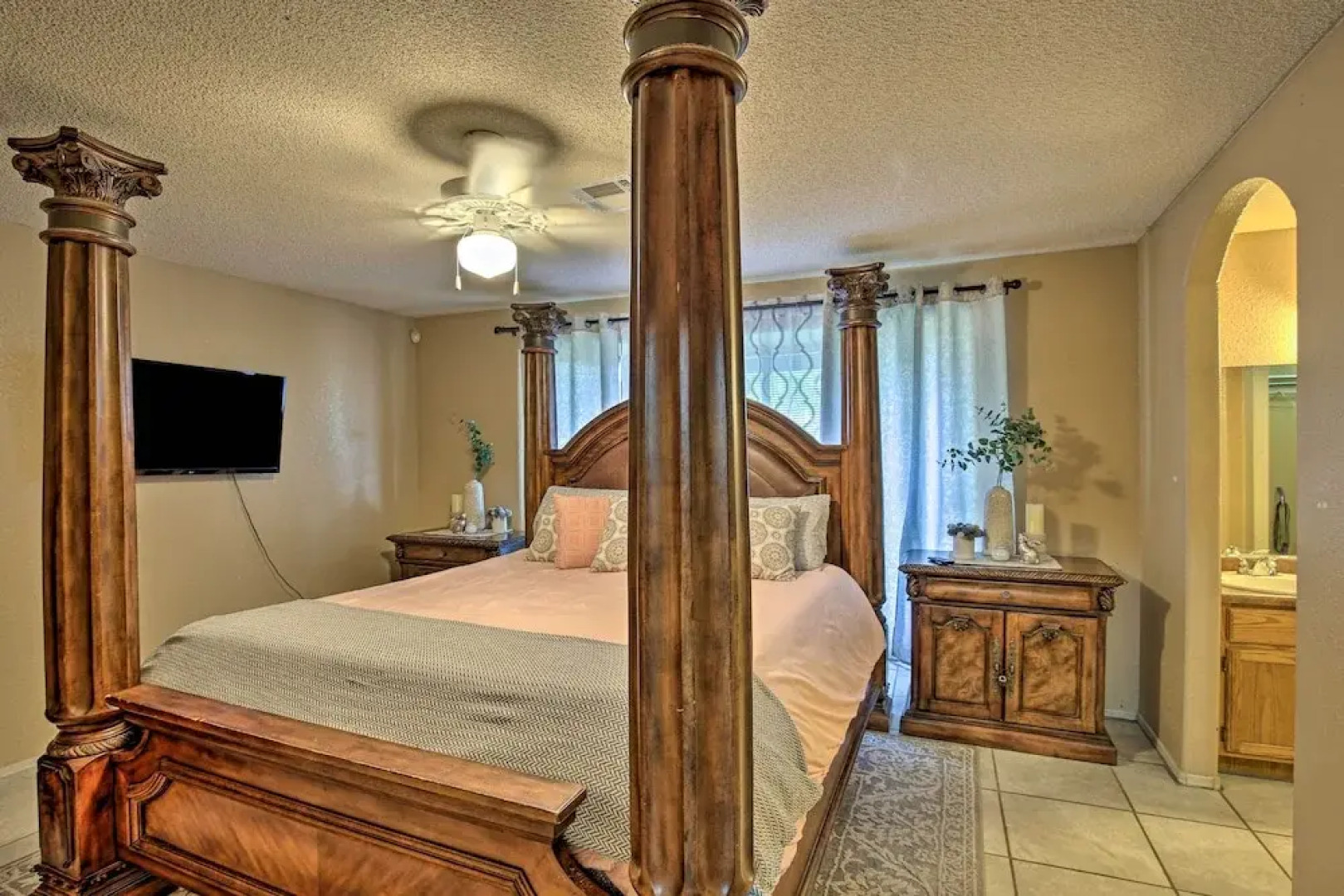 Yuma Retreat w/ Fire Pit in a Golf Course Mecca!