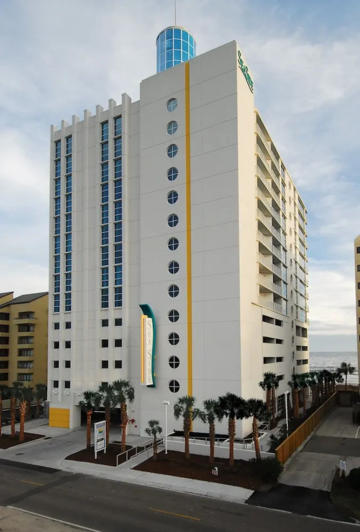 Seaside Resort 1006