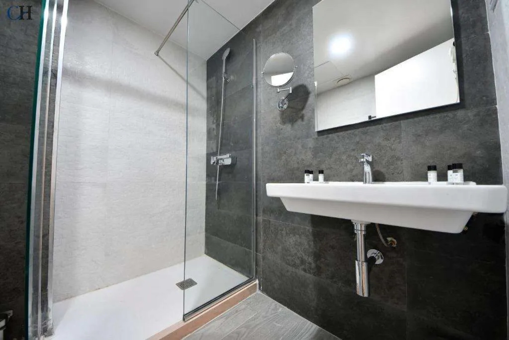Hotel Chaker