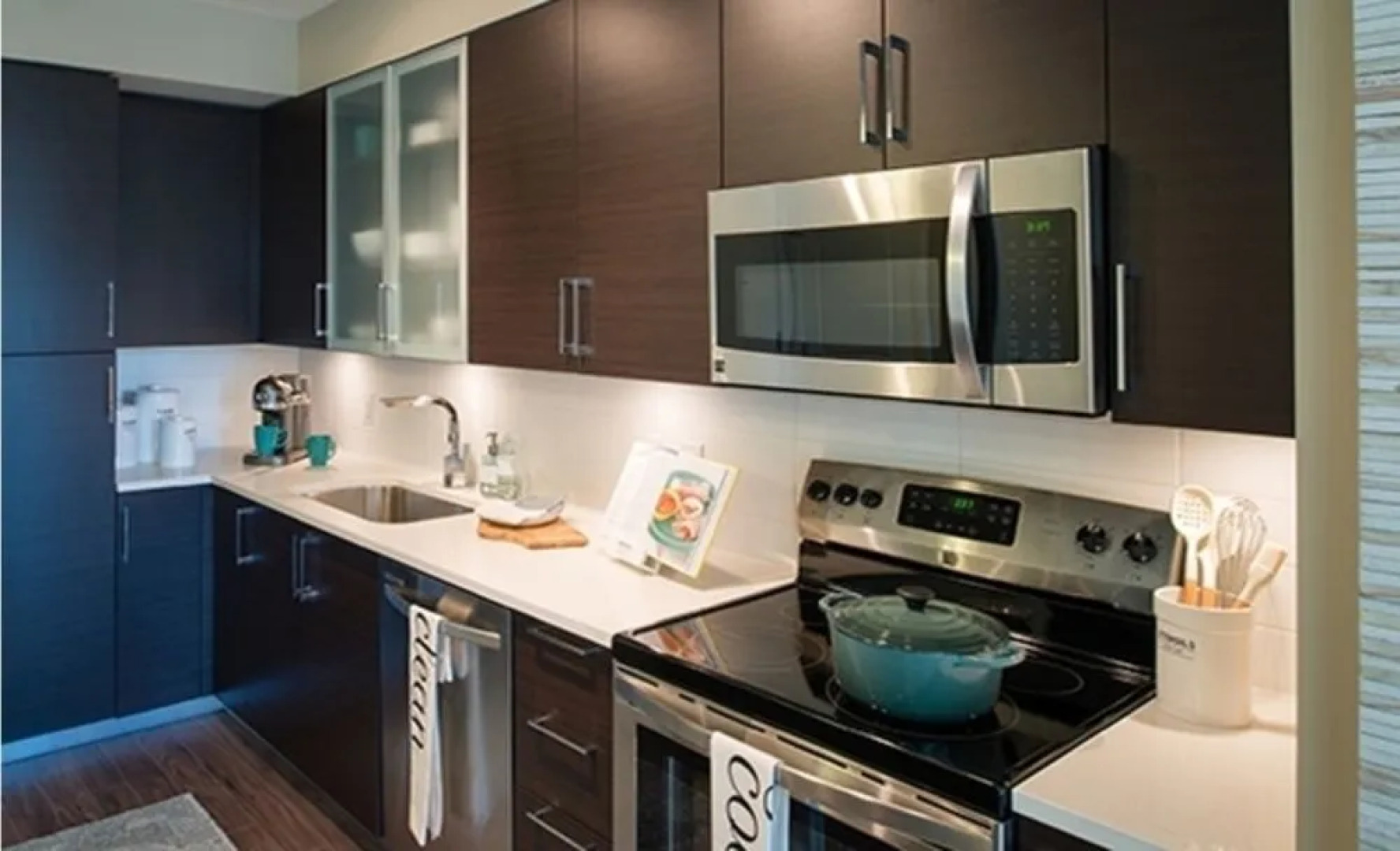 Bridgestreet Acadia at Metropolitan Park