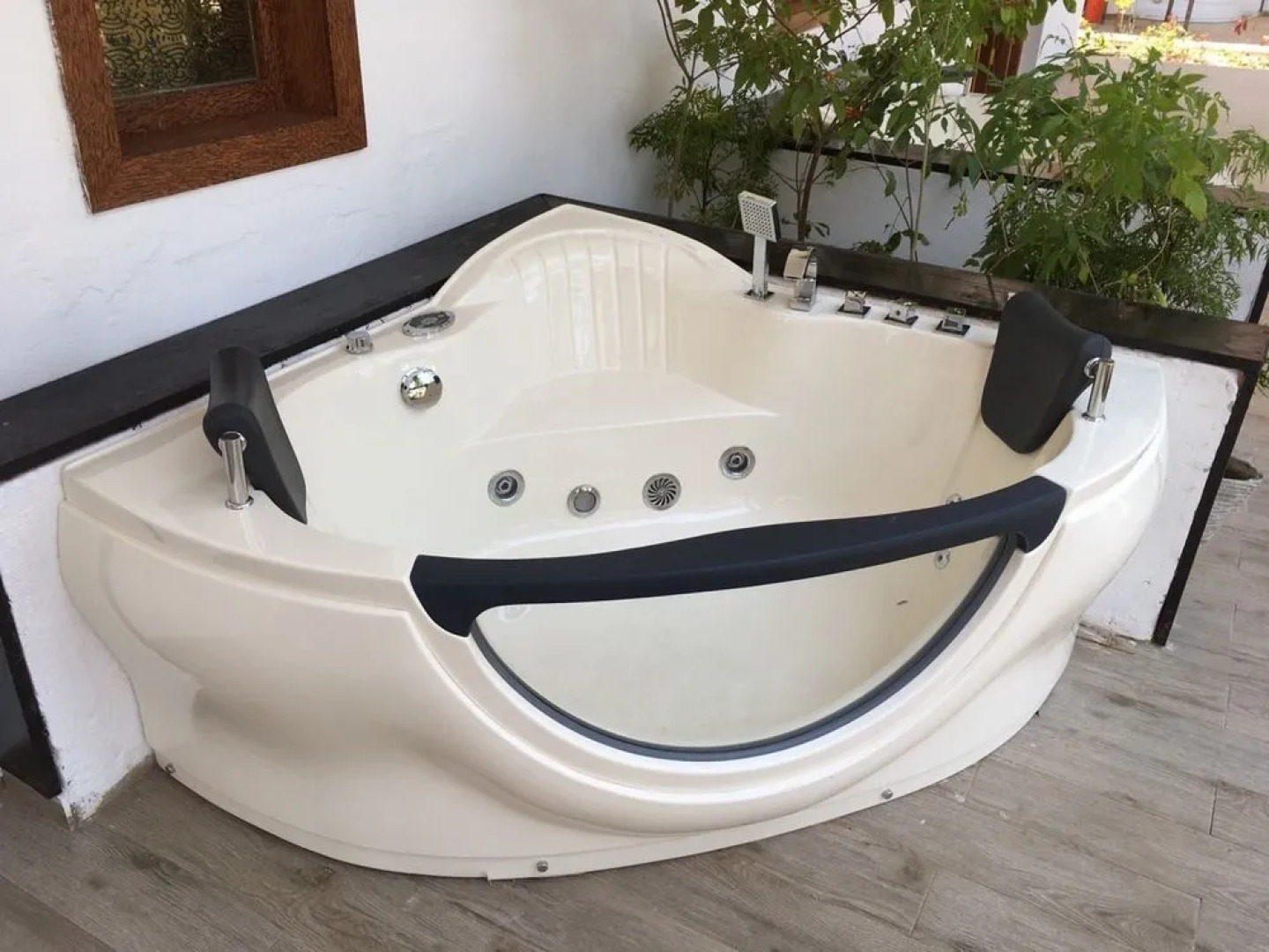 Coral Reef Beach Resort