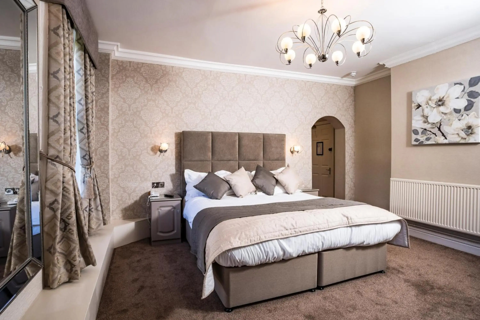 Borough Arms Hotel