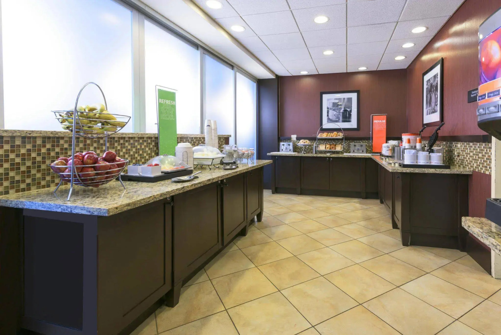 Hampton Inn & Suites Yonkers