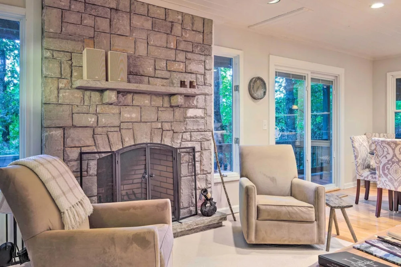Highlands Home w/ Fireplace, Views, & Trails!