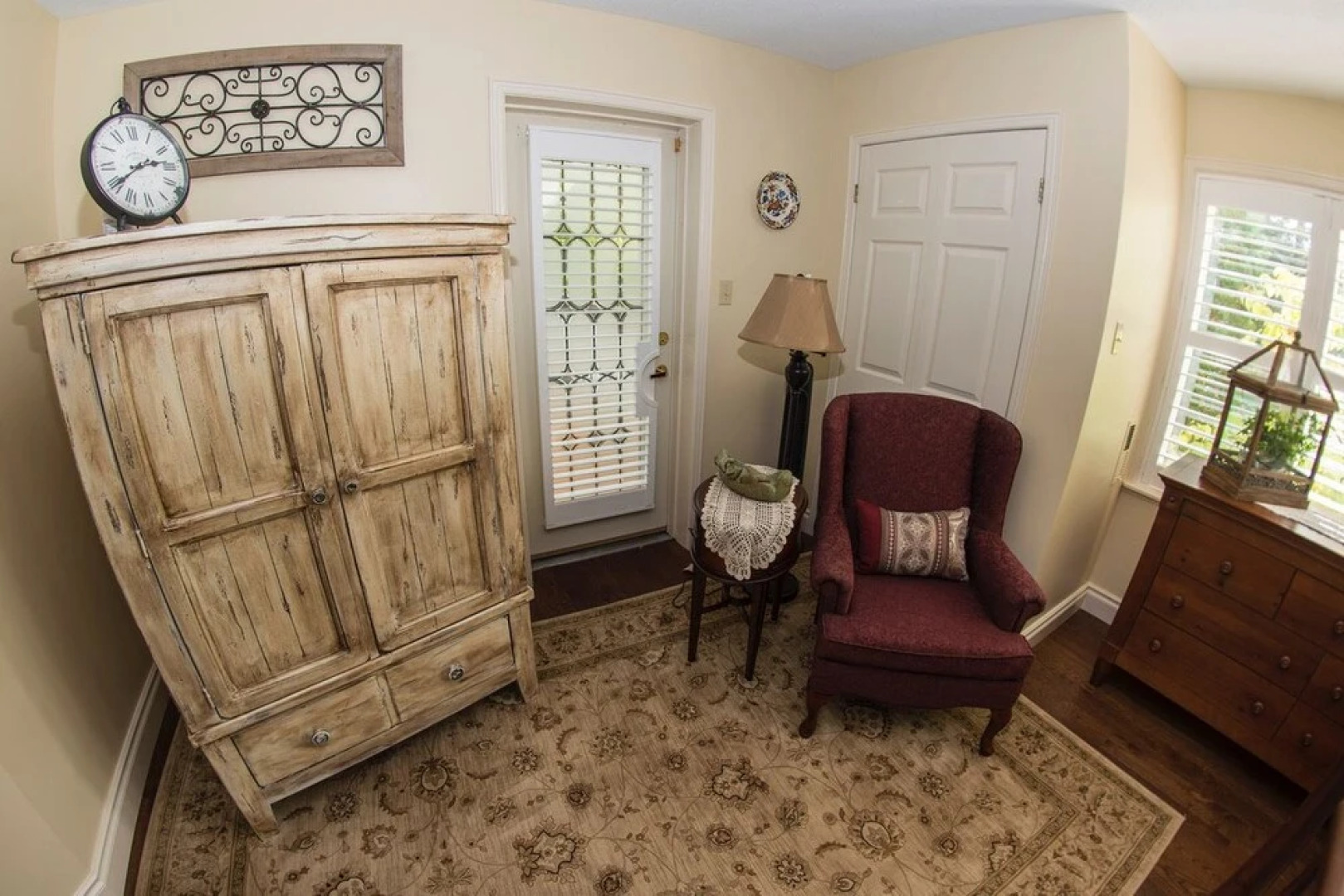 Moonstone Manor Bed & Breakfast