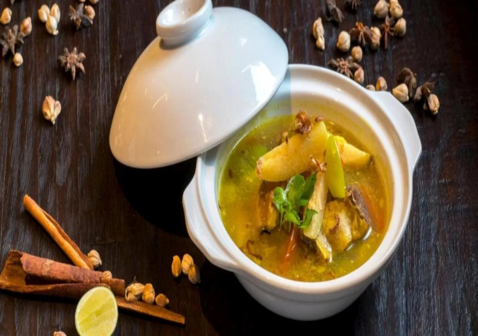 Luminor Hotel Pecenongan Jakarta by WH