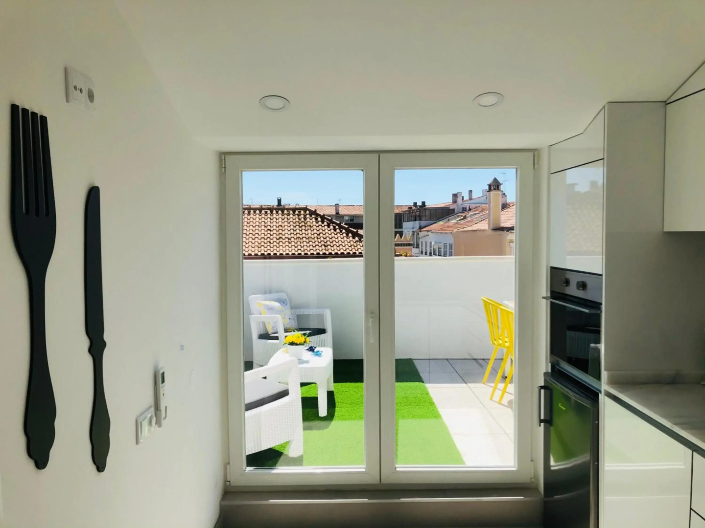 Central Tiled Apartment