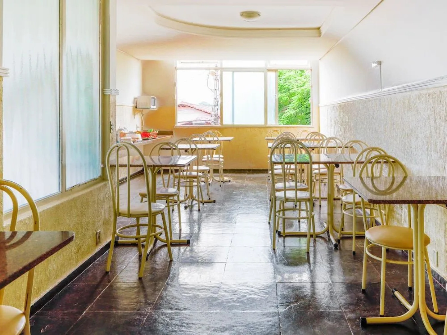 OYO Bocaiuva Palace Hotel