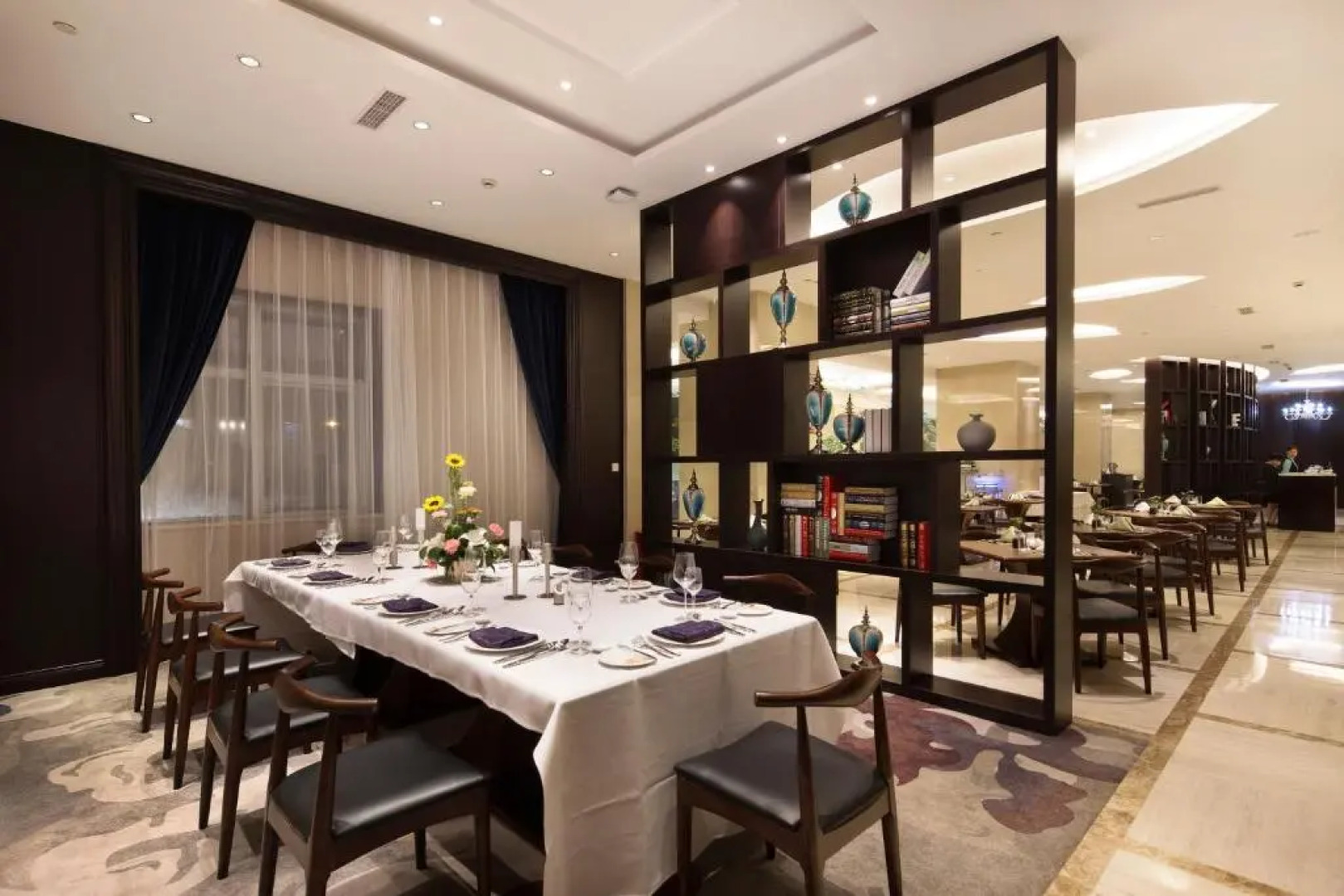 Yiwu Zhonglian Kaixin Hotel