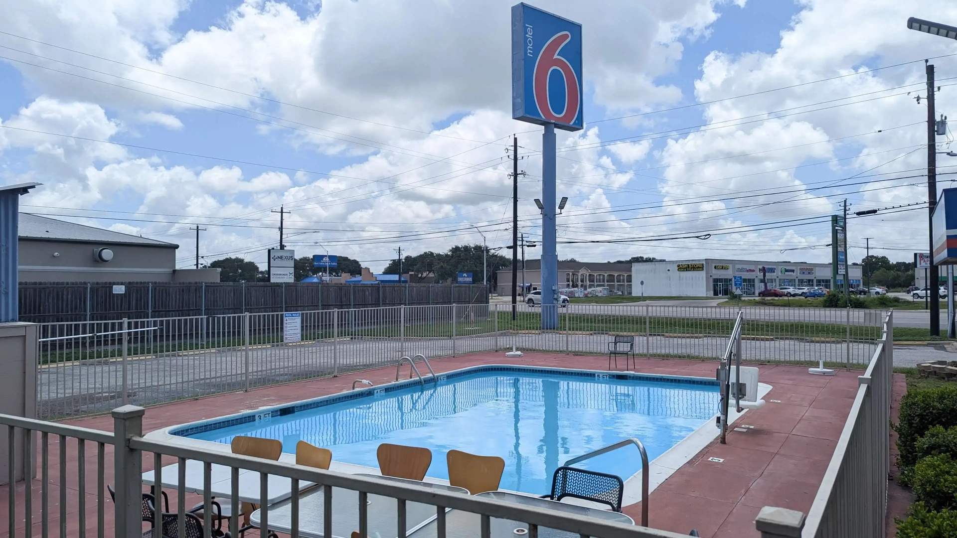Motel 6 Victoria, TX