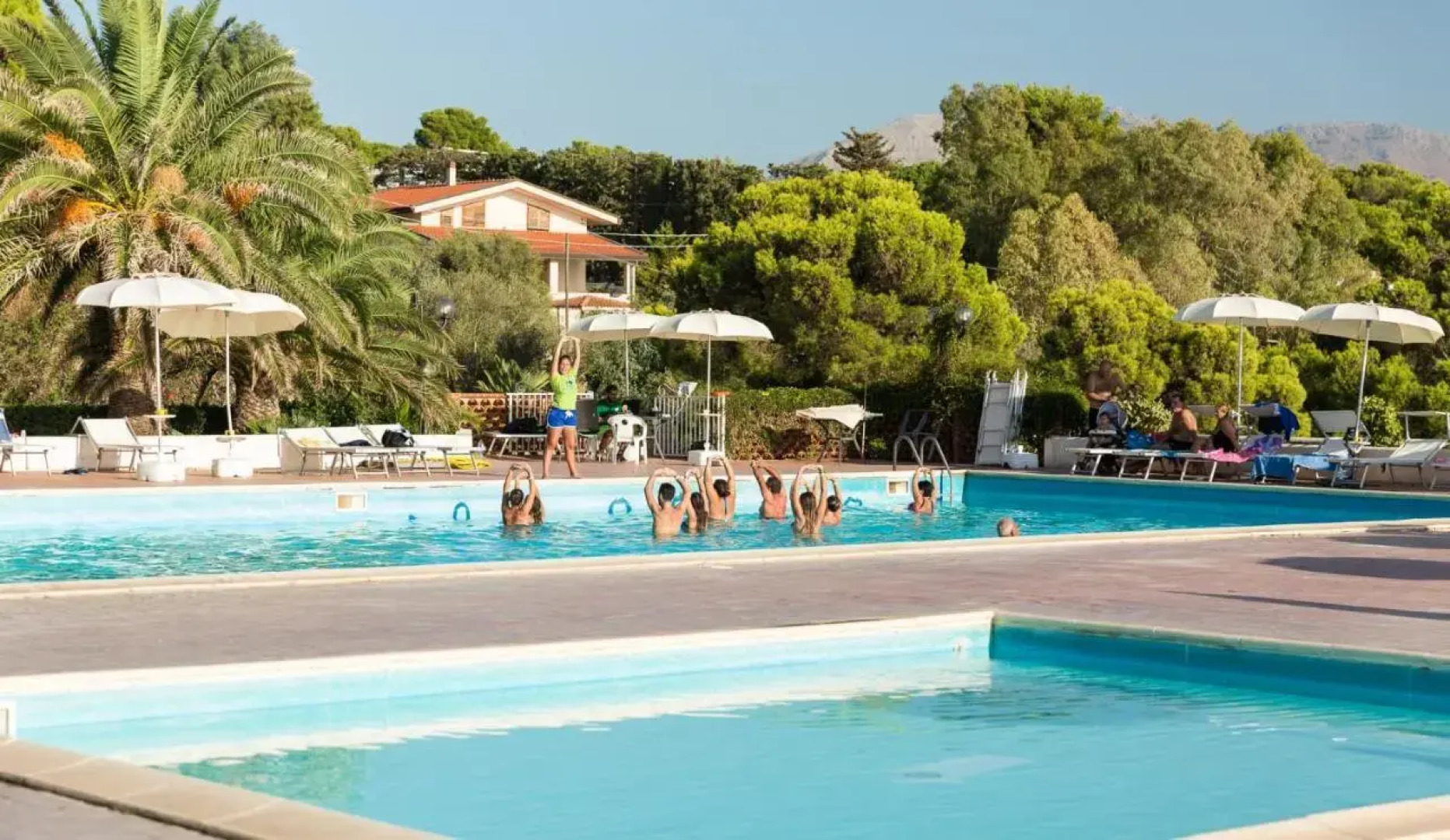 Perla del Golfo Resort