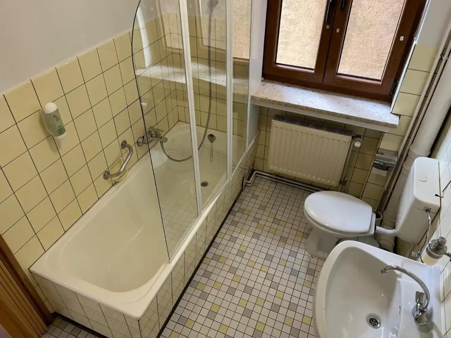 Gasthaus Maem Restaurant Pension Metzgerei