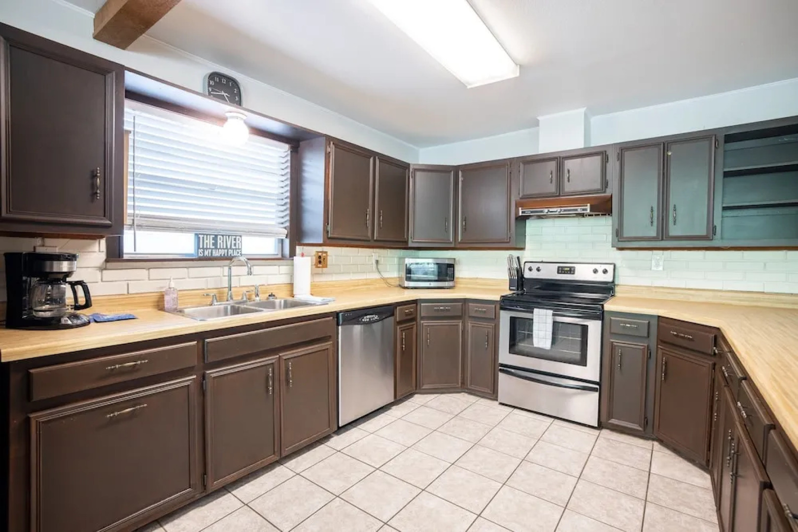 Hondo's River Haus - 4 Br Home