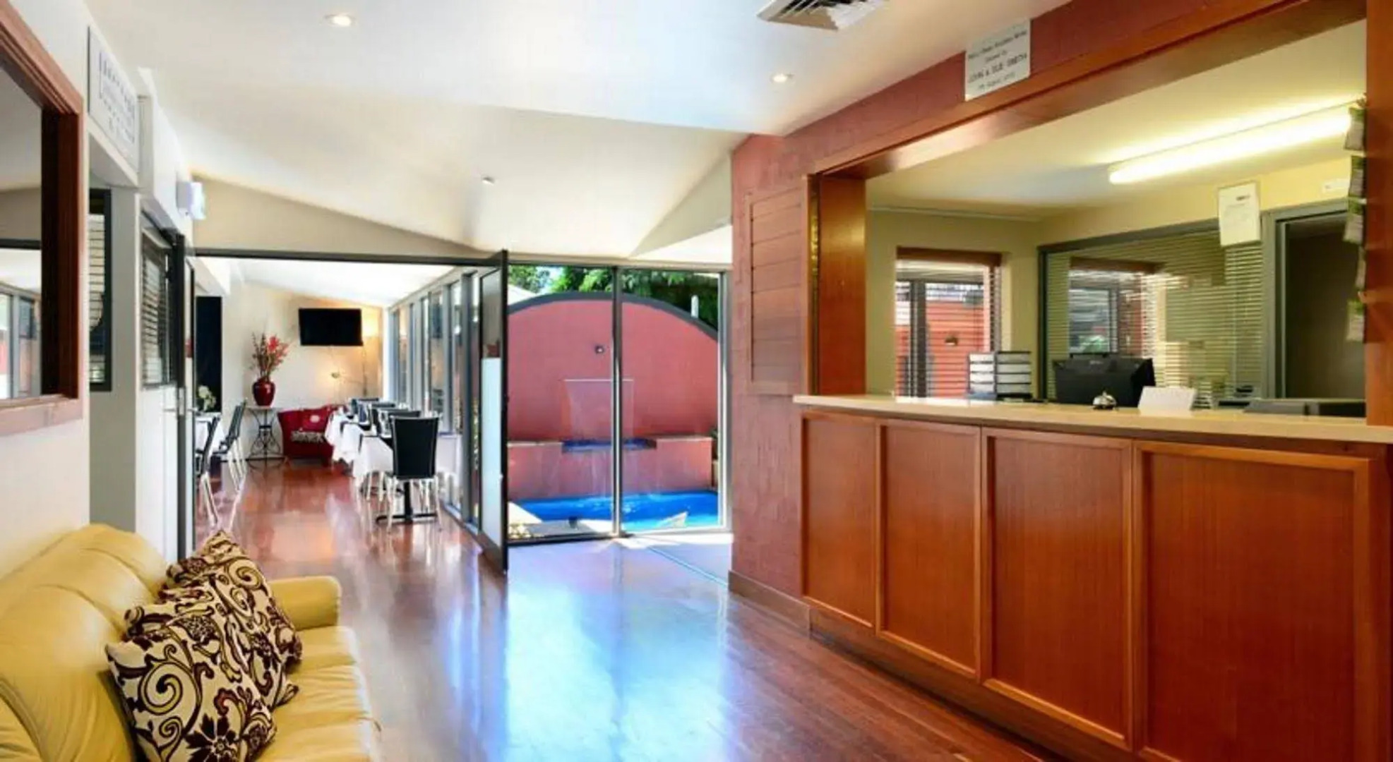 Berry Village Boutique Motel