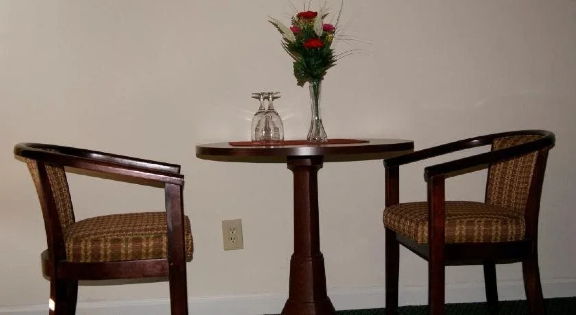 American Inn And Suites