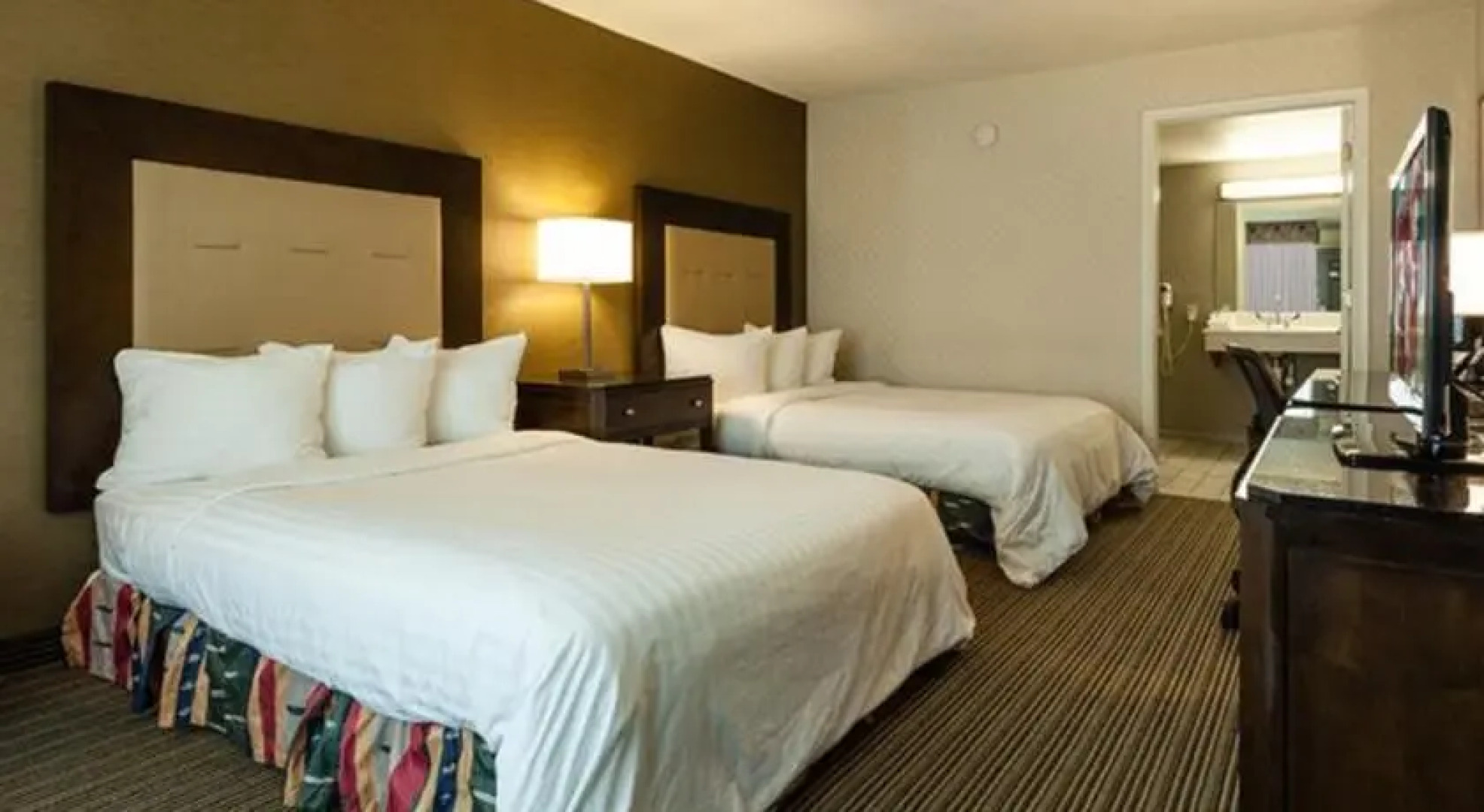 Best Western DeKalb Inn & Suites
