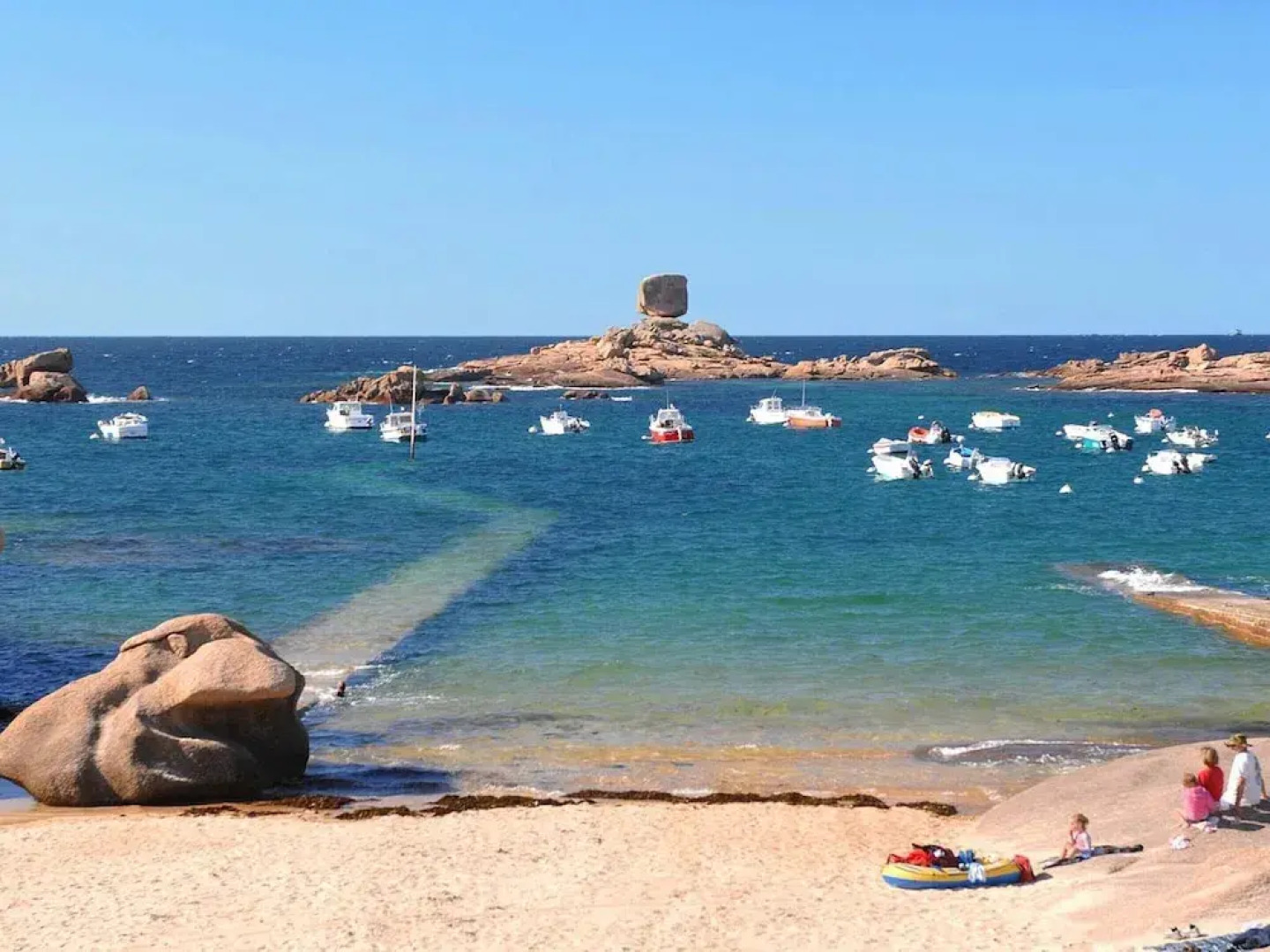 Apartment in Tregastel Near the Beach