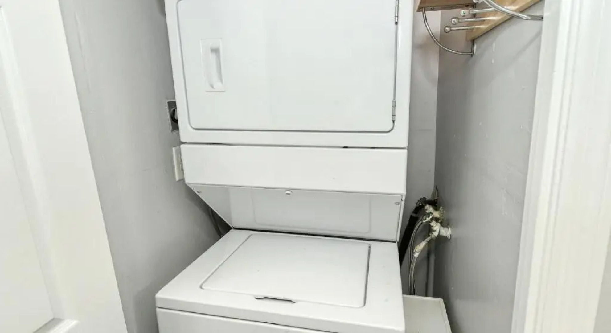 LaPlaya 104A Gulf front Walk right from your lanai onto the private beach