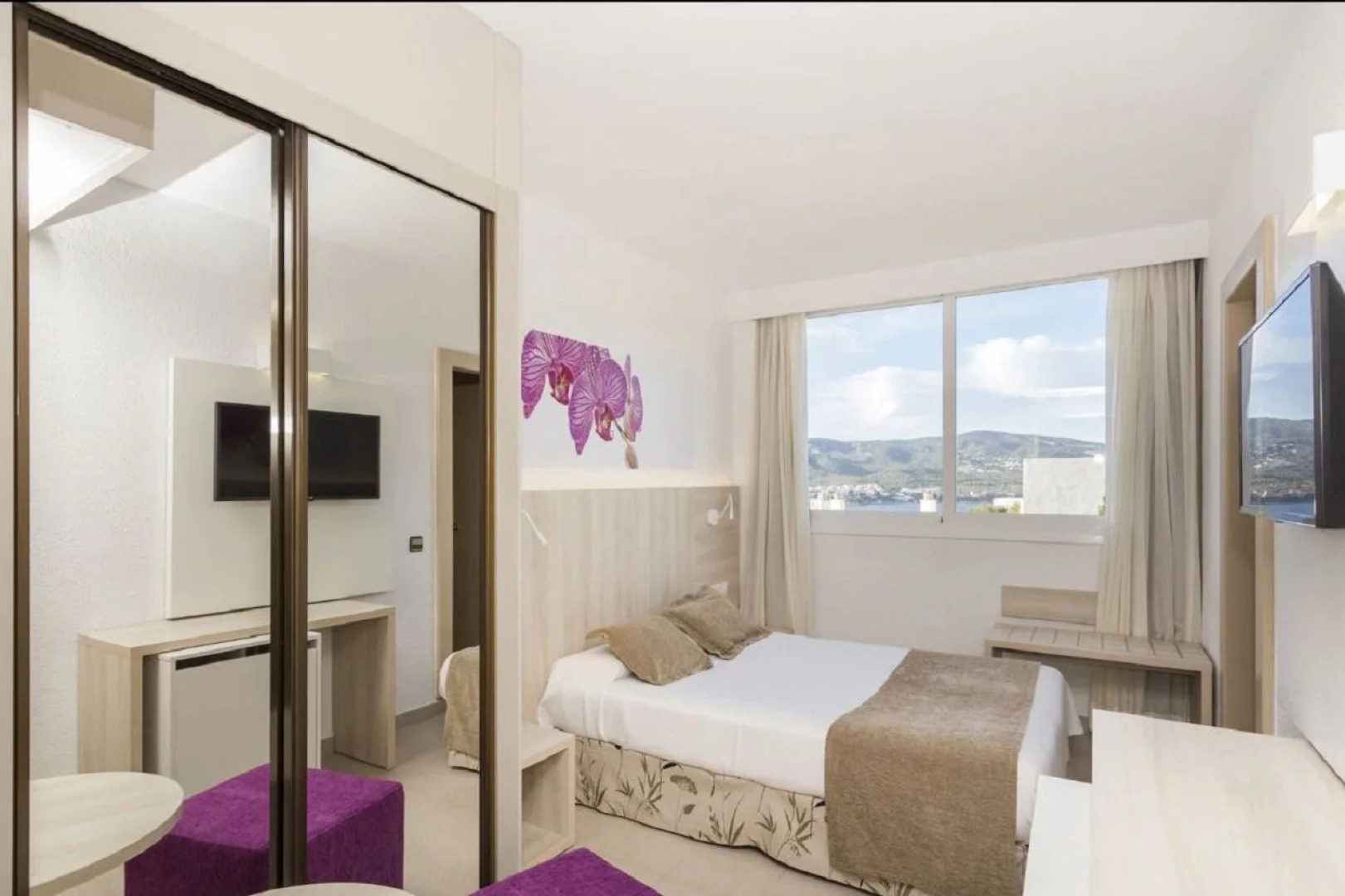 Отель Bahia Principe Sunlight Coral Playa