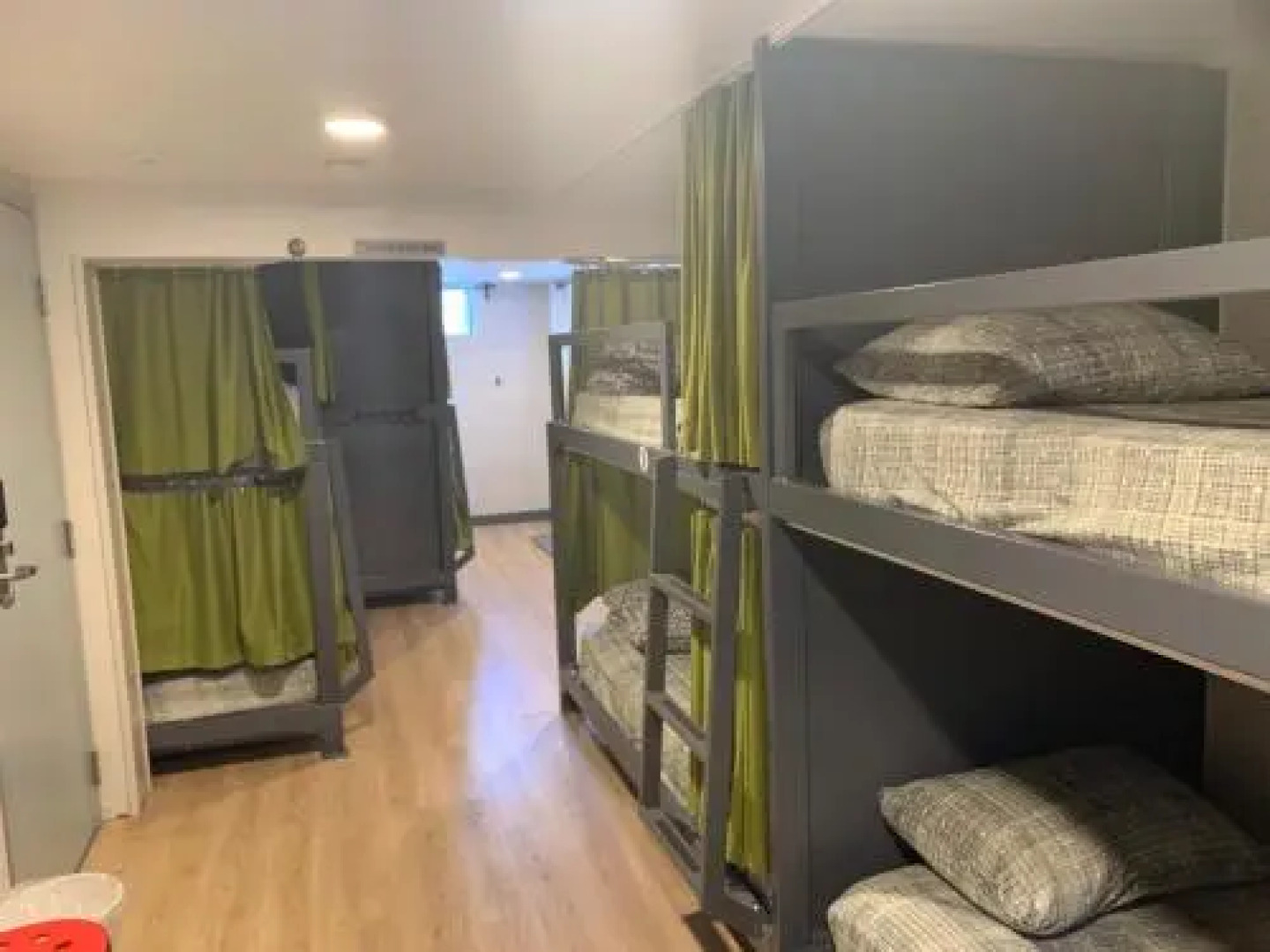 Jasper Downtown Hostel