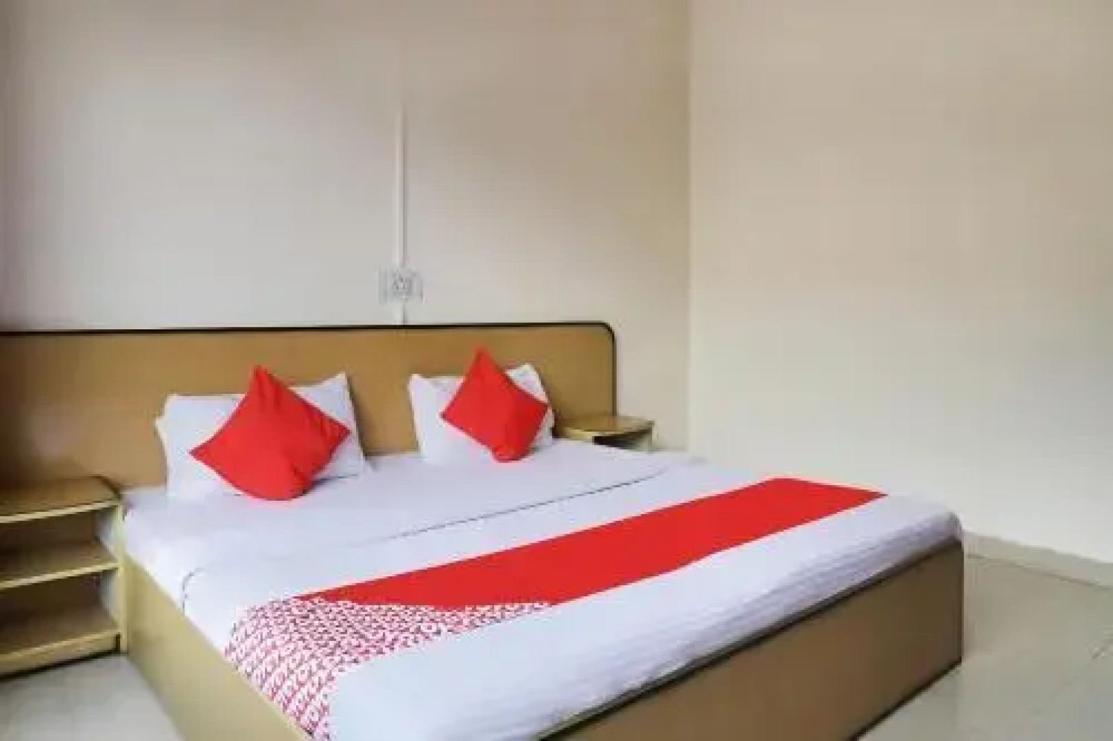 Oyo 24737 Shaivy Homestay And Saini Bhojnalay