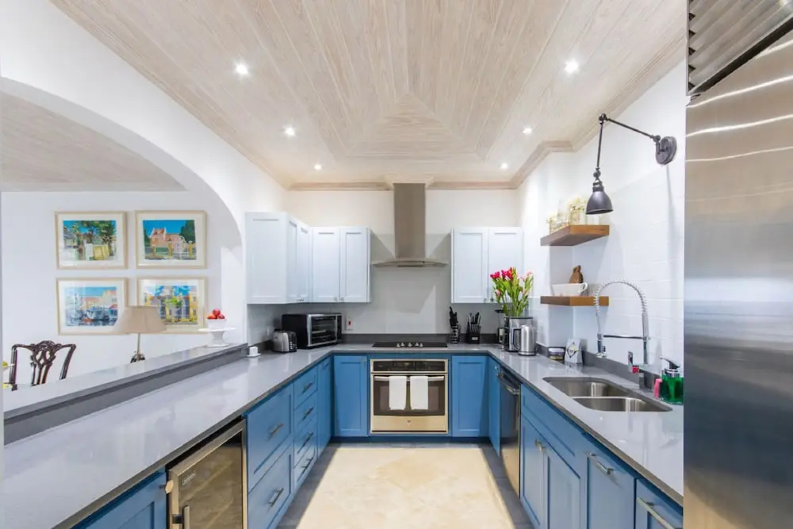 Old Trees 7 - Bella Vista by Blue Sky Luxury