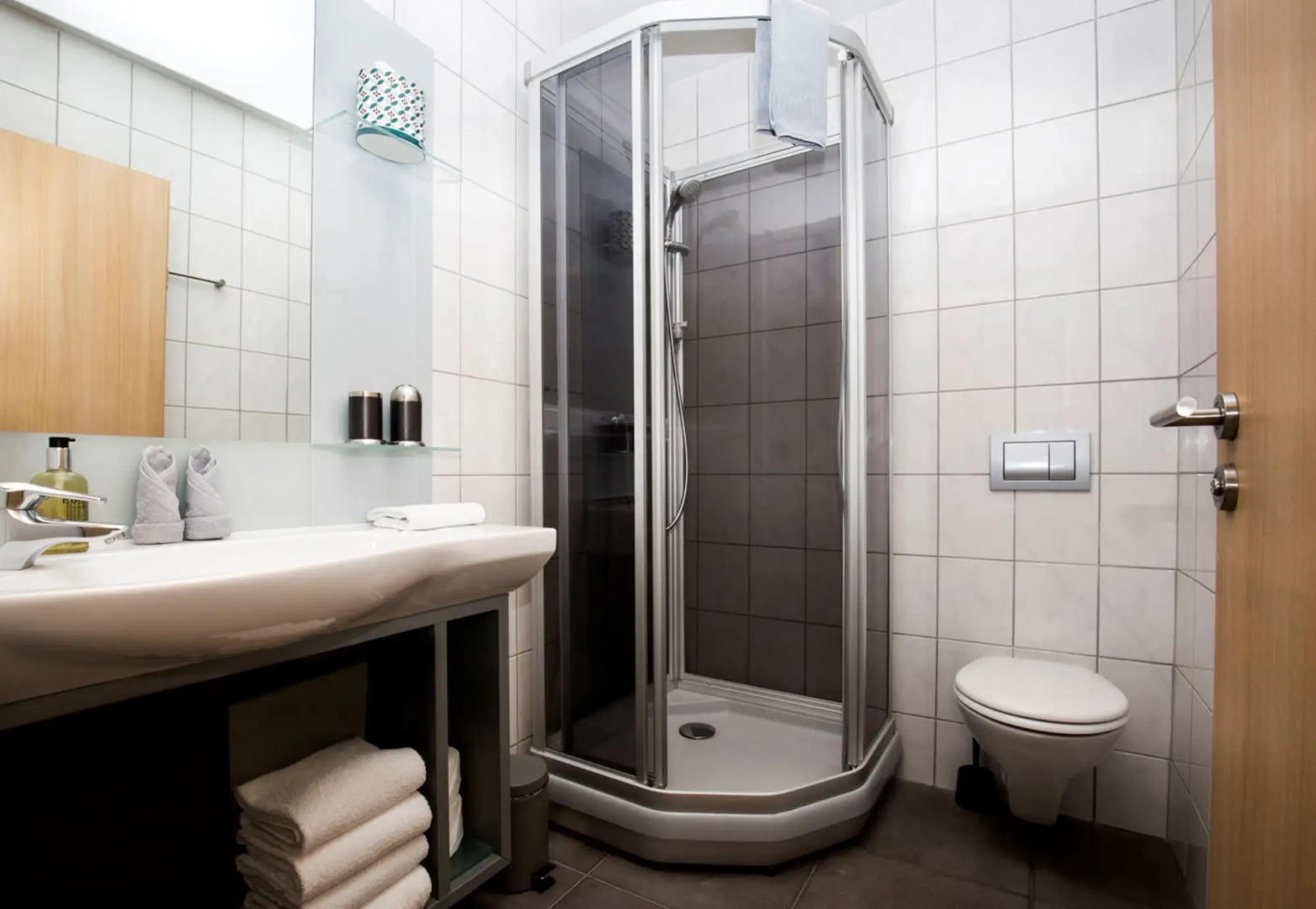 Room With A View Luxury Apartments