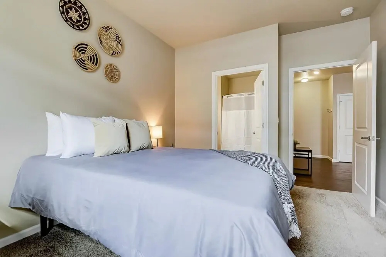 FRONTDESK University Edge Notre Dame Apts South Bend