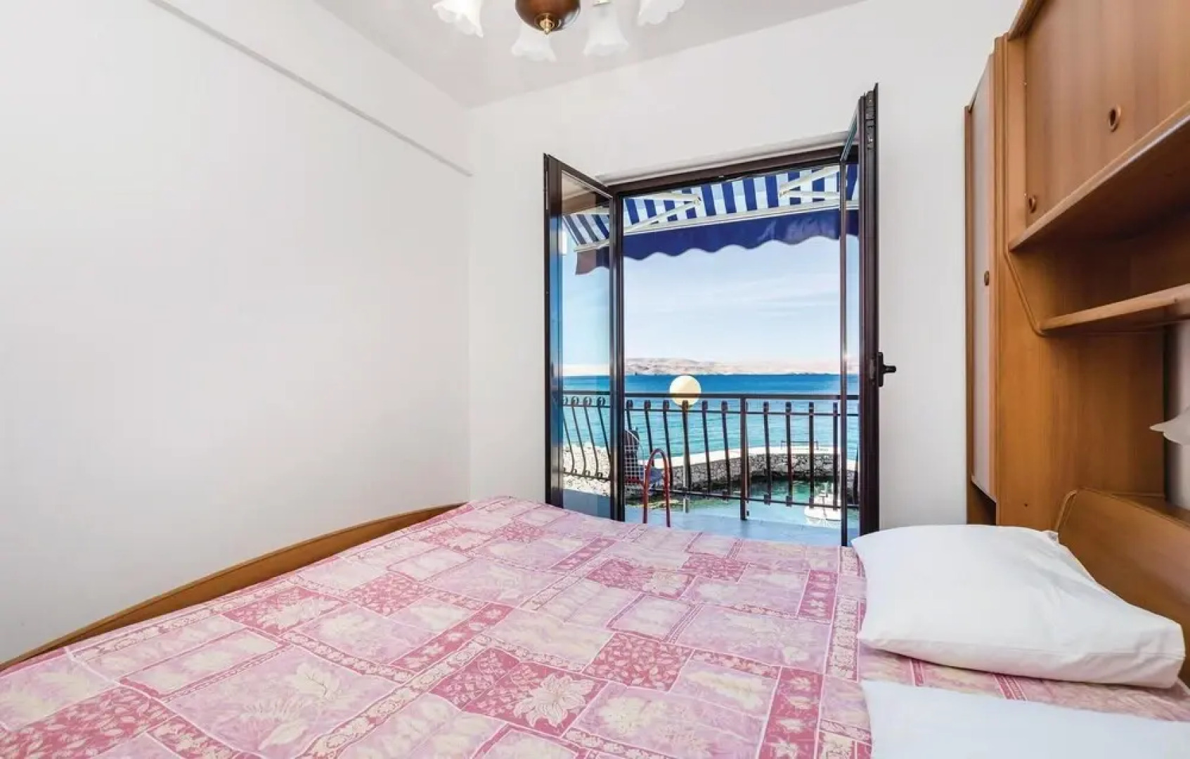 Amazing Home in Ribarica With Wifi and 2 Bedrooms