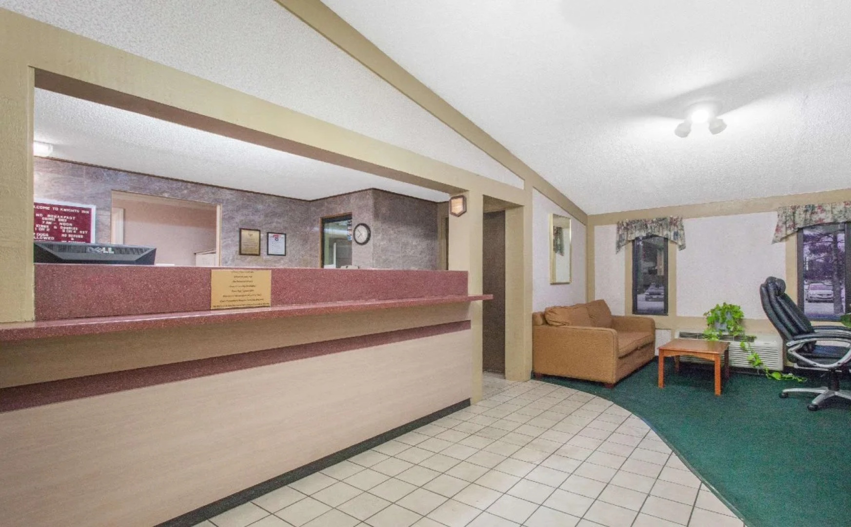 Knights Inn Toledo West