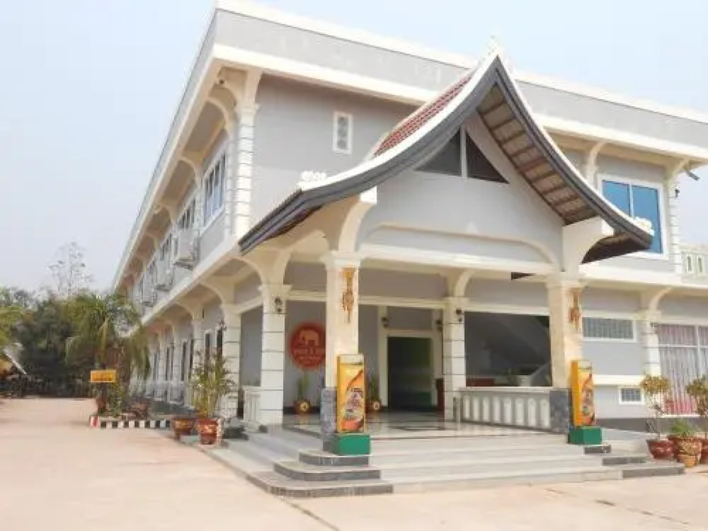 Three Sisters Resort