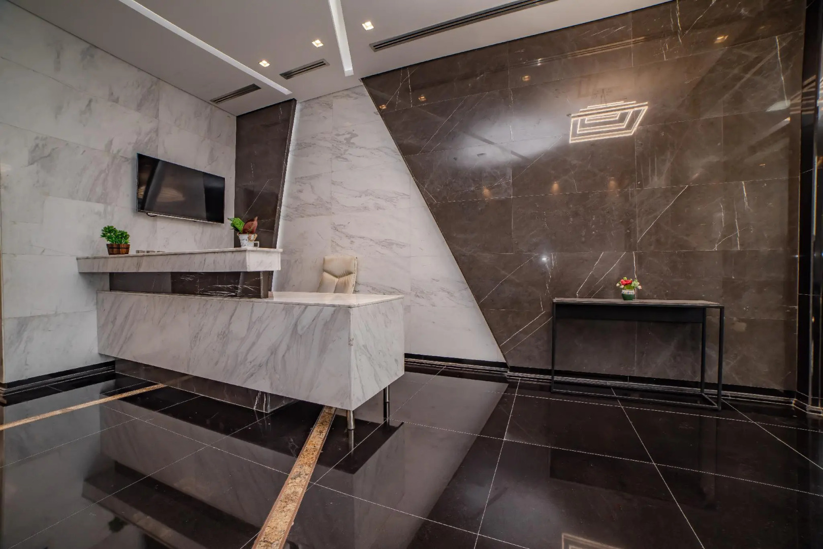 Platinum Coast Hotel Apartments