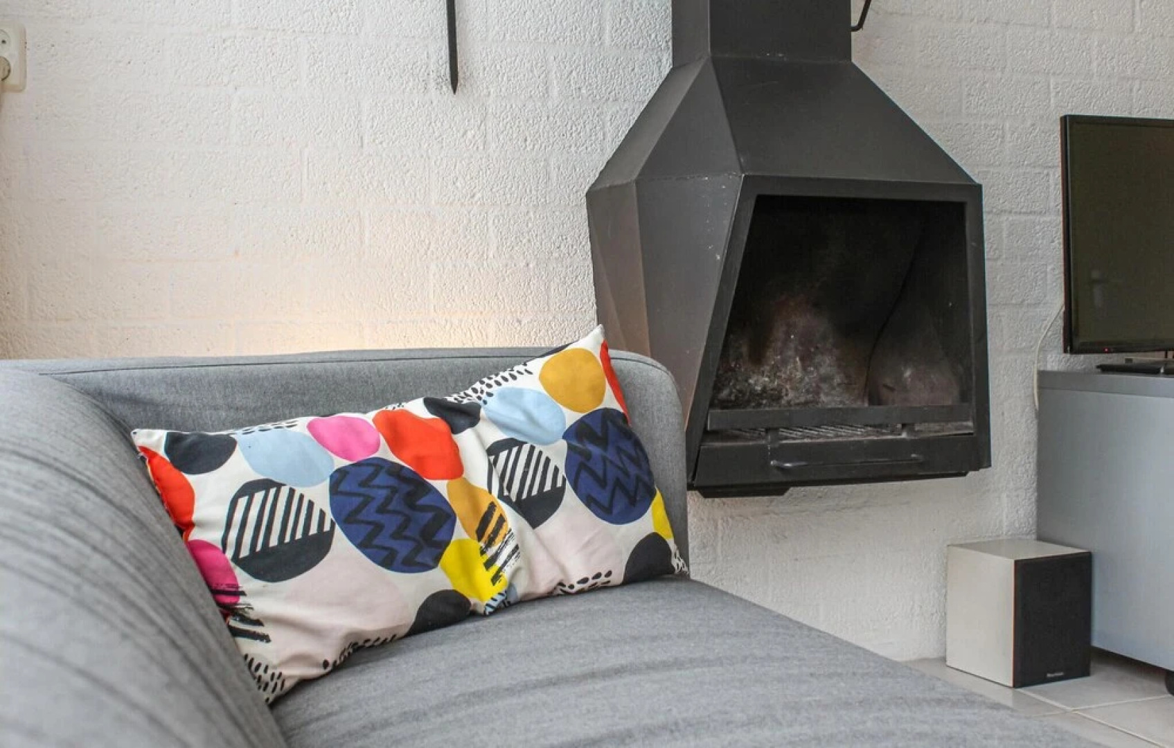 Amazing Home in Bruinisse With 2 Bedrooms and Wifi