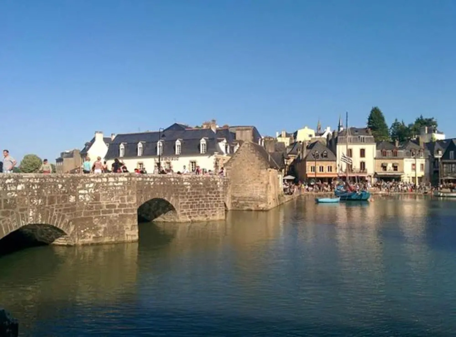 Apartment With 2 Bedrooms in Saint Goustan Auray, With Terrace - 15 km