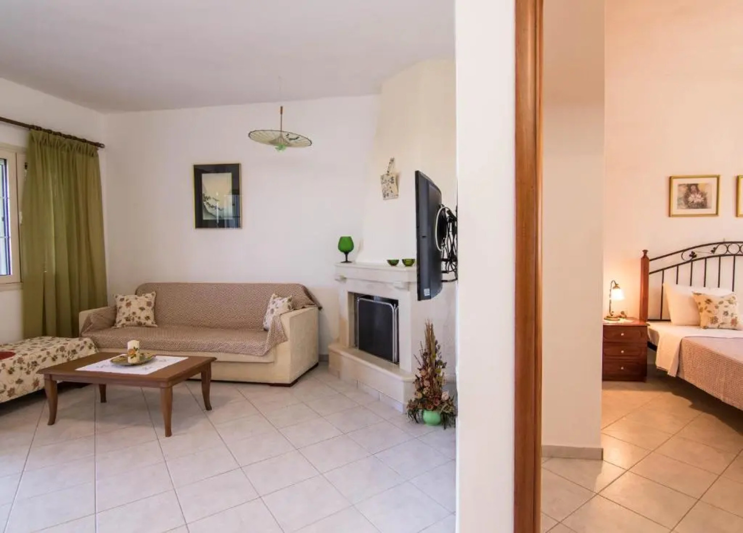 Fedra Apartments, View, Free Parking, 2mins to Beach
