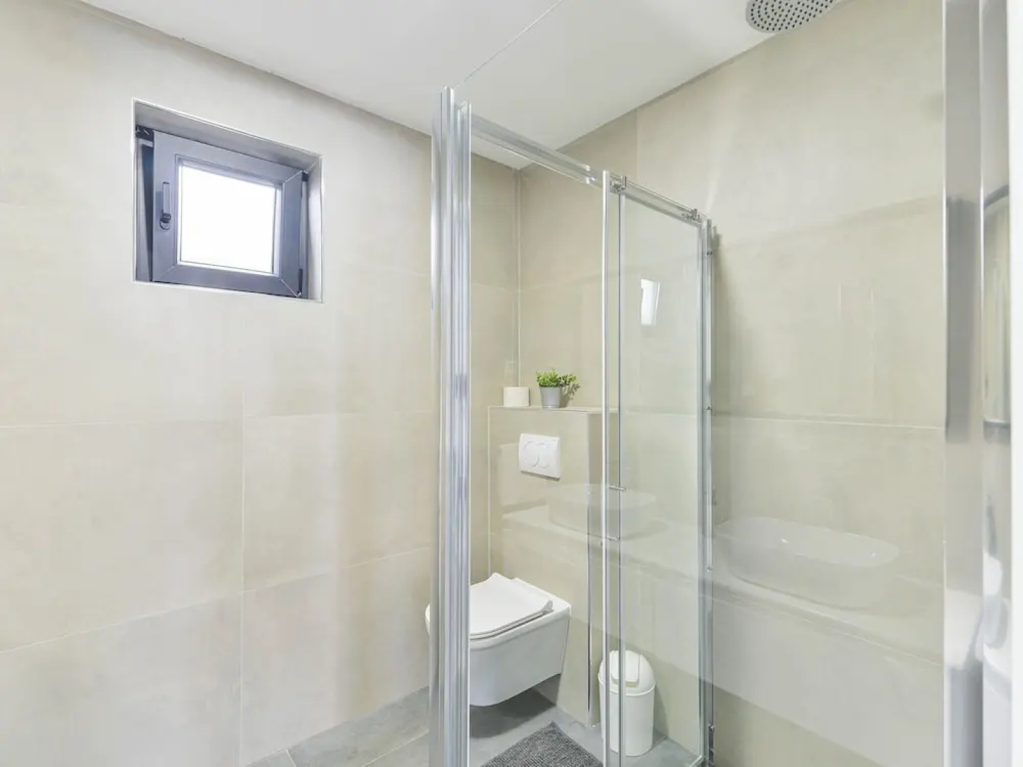 Holiday Home With Private Pool and spa