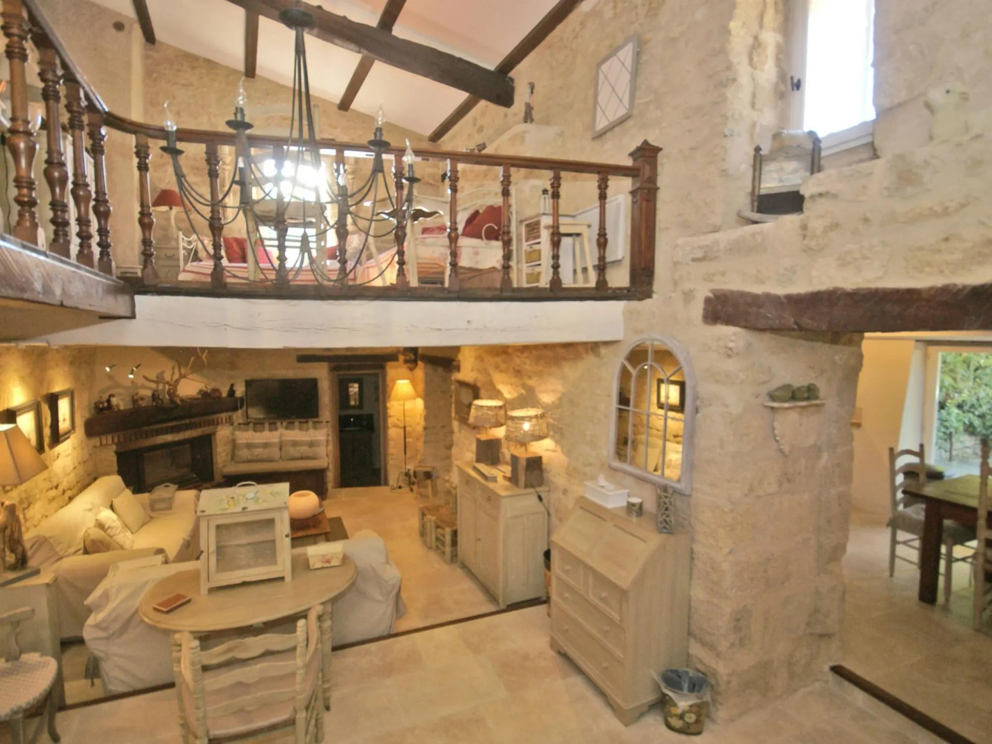 Stylish Villa With Private Pool in the Middle of a Village in the Beautiful Luberon